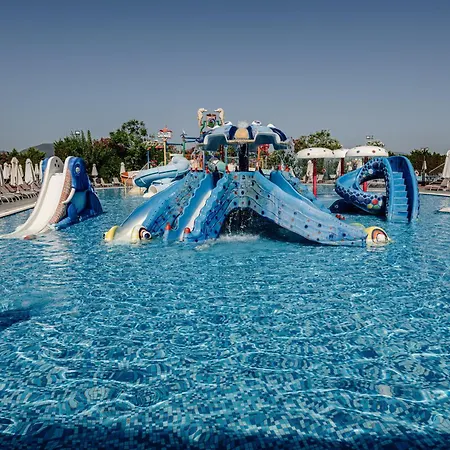 Caretta Beach Resort & Waterpark-3